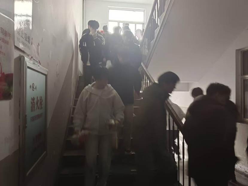 cfe82ff27a30deee625a3ed99d9df854